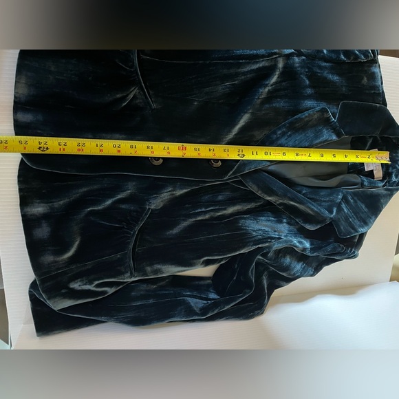 Caslon Velvet Blazer 12 - Picture 11 of 15
